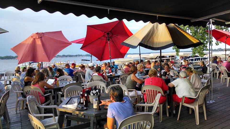 The Ritz | restaurant | 394 U.S. Hwy 71 S, Arnolds Park, IA 51331, USA | 7123322777 OR +1 712-332-2777