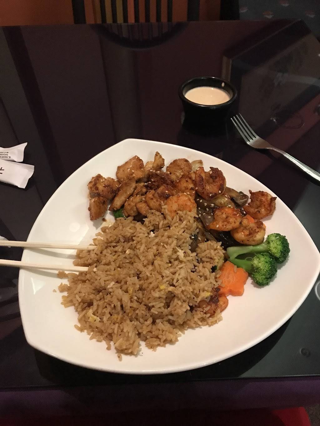 Akira Sushi and Hibachi | restaurant | 6025 Kruse Dr, Solon, OH 44139, USA | 4403496850 OR +1 440-349-6850