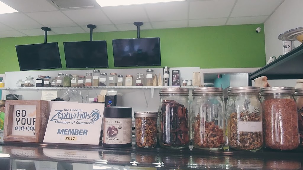 Living Food Bakery & Cafe | cafe | 38201 10th Ave, Zephyrhills, FL 33542, USA | 8137150622 OR +1 813-715-0622