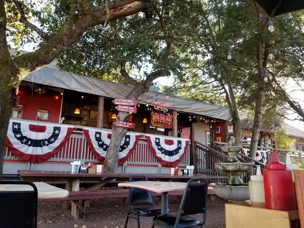 Smokehouse Bistro | restaurant | 6811 Laguna Park Way, Sebastopol, CA 95472, USA | 7078293277 OR +1 707-829-3277