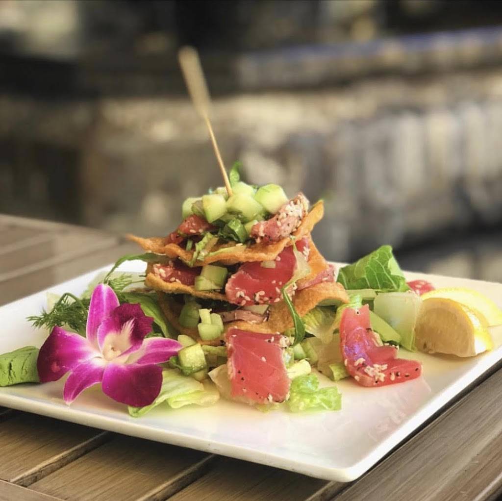 Rosie McCanns Irish Pub & Restaurant | restaurant | 355 Santana Row #1060, San Jose, CA 95128, USA | 4082471706 OR +1 408-247-1706