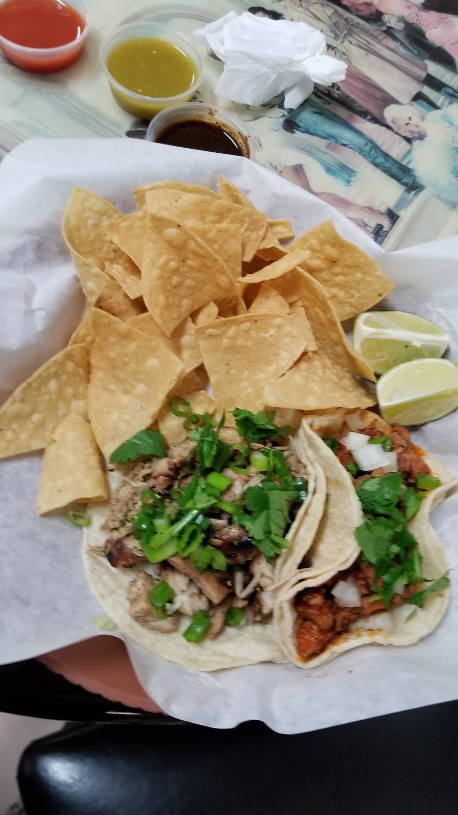 Casitas Taco Al Carbon | restaurant | 405 N Victory Blvd, Burbank, CA 91502, USA | 8188483242 OR +1 818-848-3242