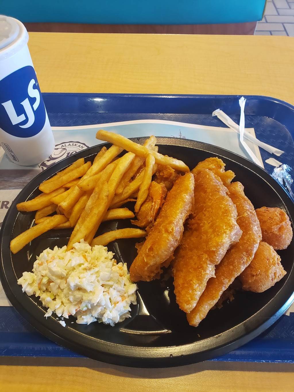 Long John Silvers | restaurant | 3470 Linden Rd, Flint, MI 48507, USA | 8107323822 OR +1 810-732-3822