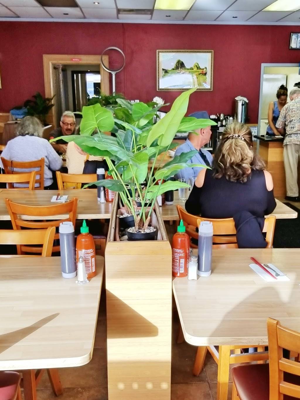 Dà Nẵng Restaurant | restaurant | 905 San Pablo Ave, Albany, CA 94706, USA | 5103564813 OR +1 510-356-4813