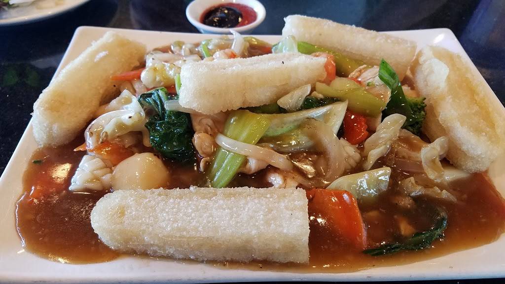 House of Pho | restaurant | 20500 Hesperian Blvd, Hayward, CA 94541, USA | 5105783533 OR +1 510-578-3533
