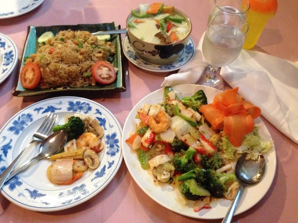 Plum Tree Garden | restaurant | 2034 E Old Lincoln Hwy, Langhorne, PA 19047, USA | 2157529699 OR +1 215-752-9699