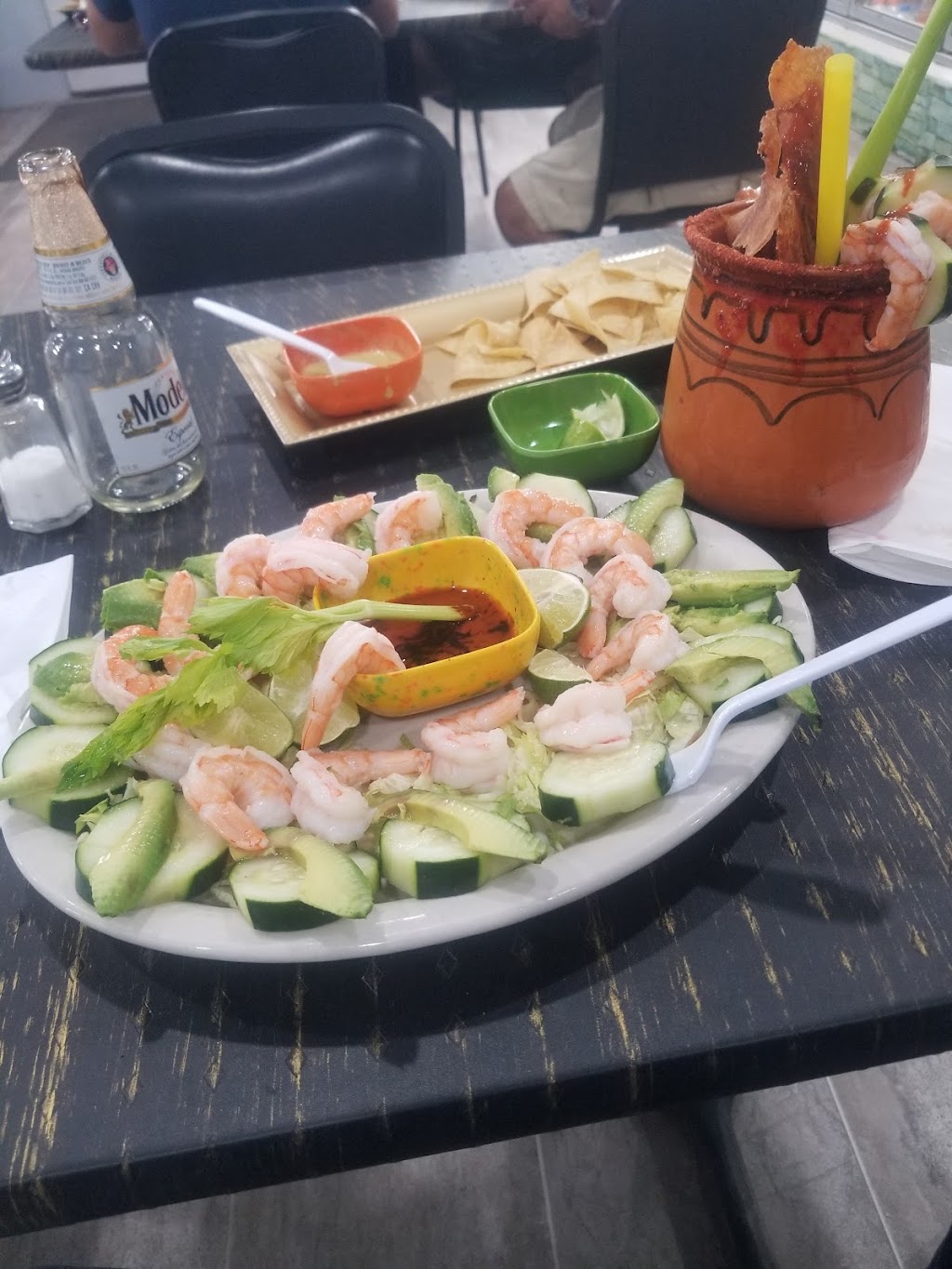 CLAMATOS & MOREE MEXICAN RESTAURANT | restaurant | 221 N Moss Ave, Odessa, TX 79763, USA | 4323856020 OR +1 432-385-6020