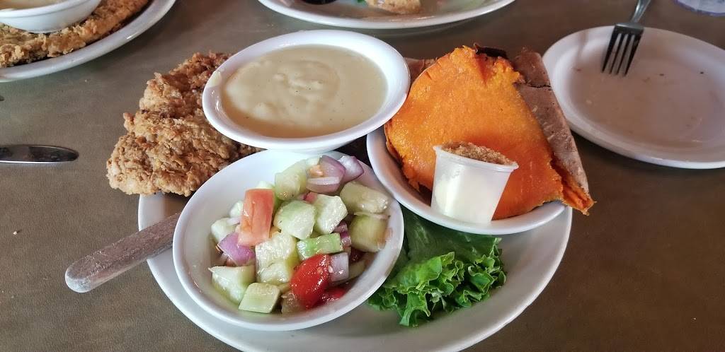 Farmhouse Cafe | restaurant | 1004 14th St, Huntsville, TX 77340, USA | 9364351450 OR +1 936-435-1450