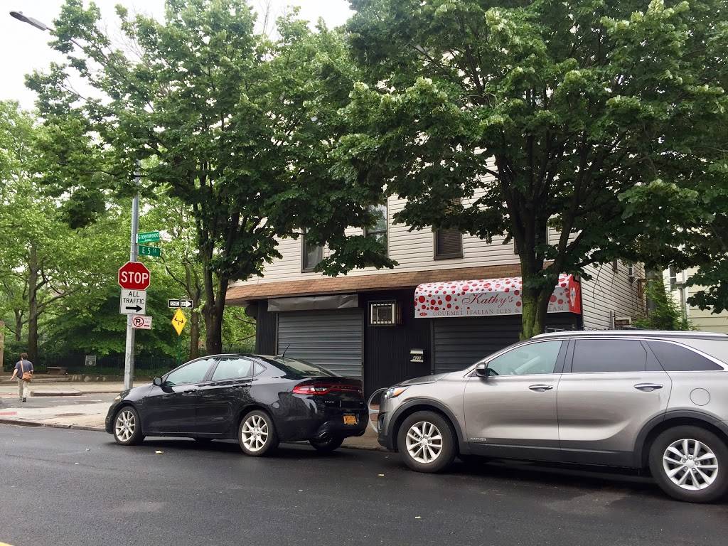 Little Toninos Pizzeria Cafe | restaurant | 1032, 424 Greenwood Ave, Brooklyn, NY 11218, USA | 7184387088 OR +1 718-438-7088