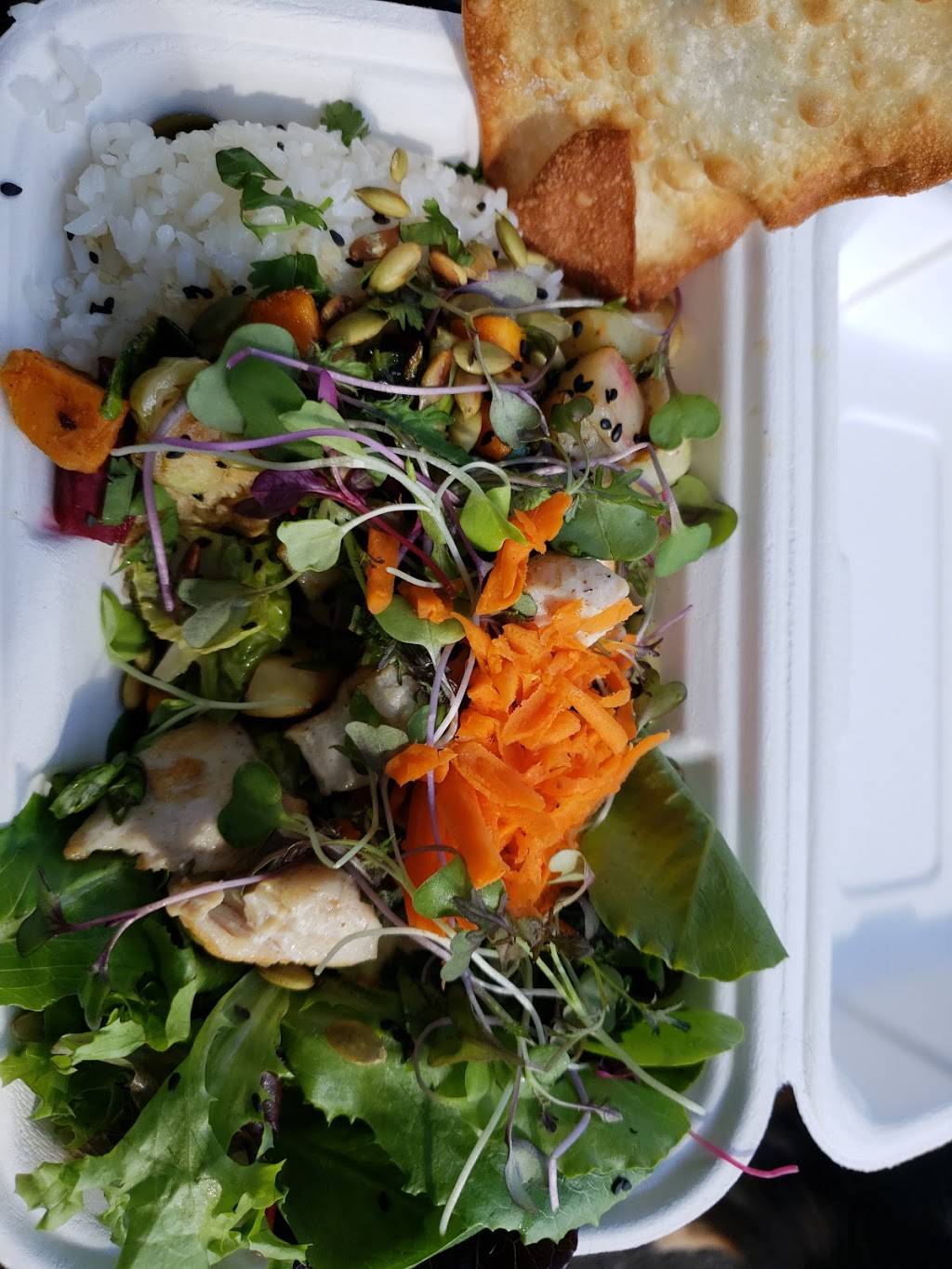 Bol And Crust | restaurant | 5505 SE 28th Ave, Portland, OR 97202, USA | 9714002181 OR +1 971-400-2181