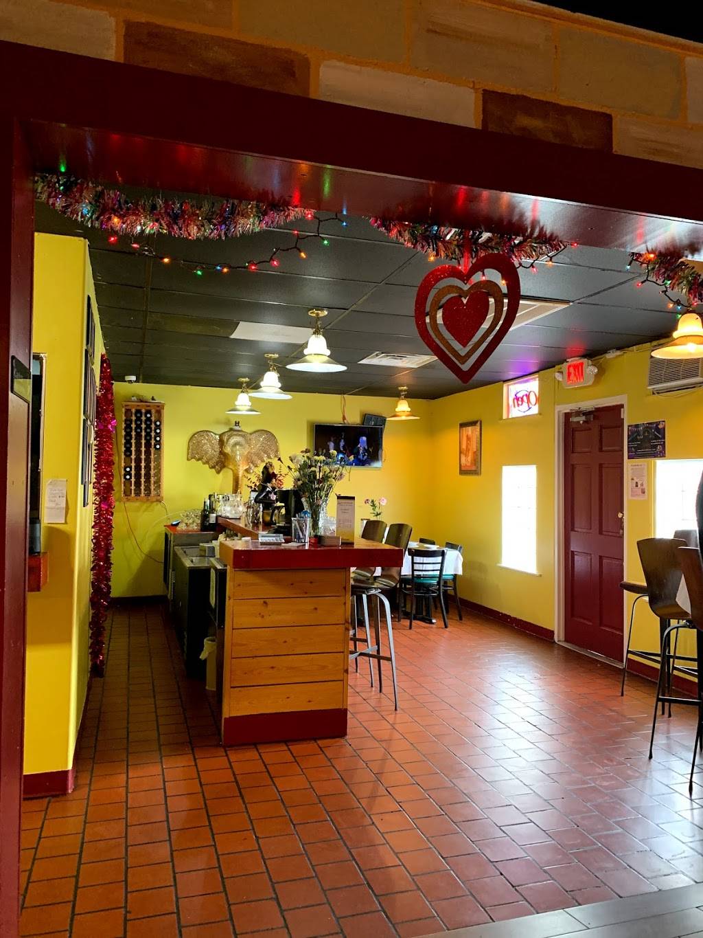 Savanh Of Laos | restaurant | 5667 Seminole Blvd, Seminole, FL 33772, USA | 7279148034 OR +1 727-914-8034