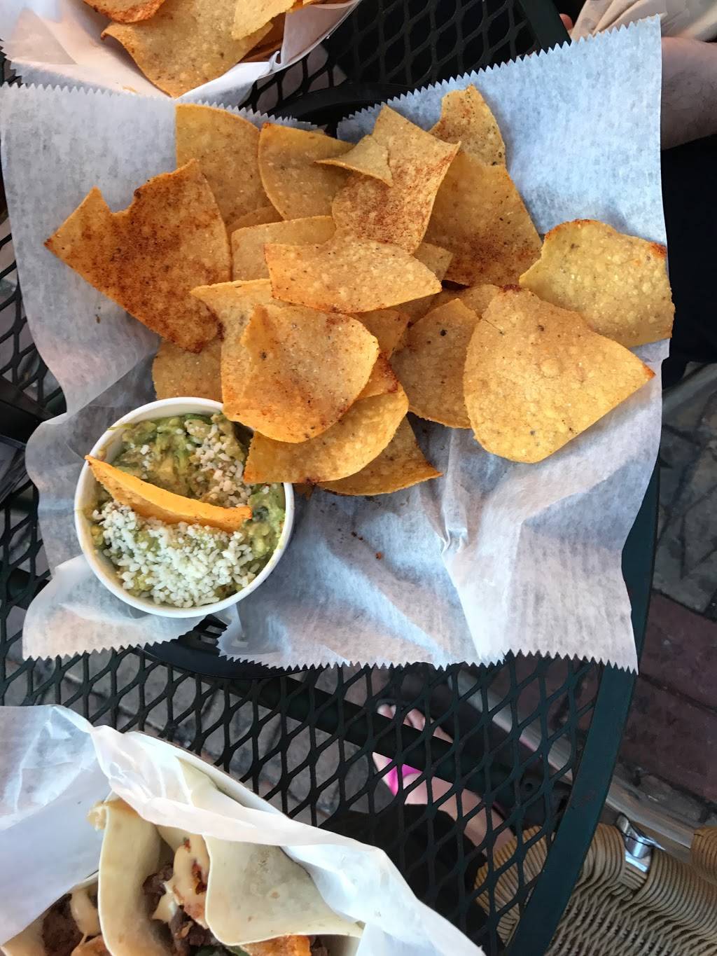 Neighbors Artisan Taqueria | restaurant | 112 W Georgia Ave, DeLand, FL 32720, USA | 3862790394 OR +1 386-279-0394