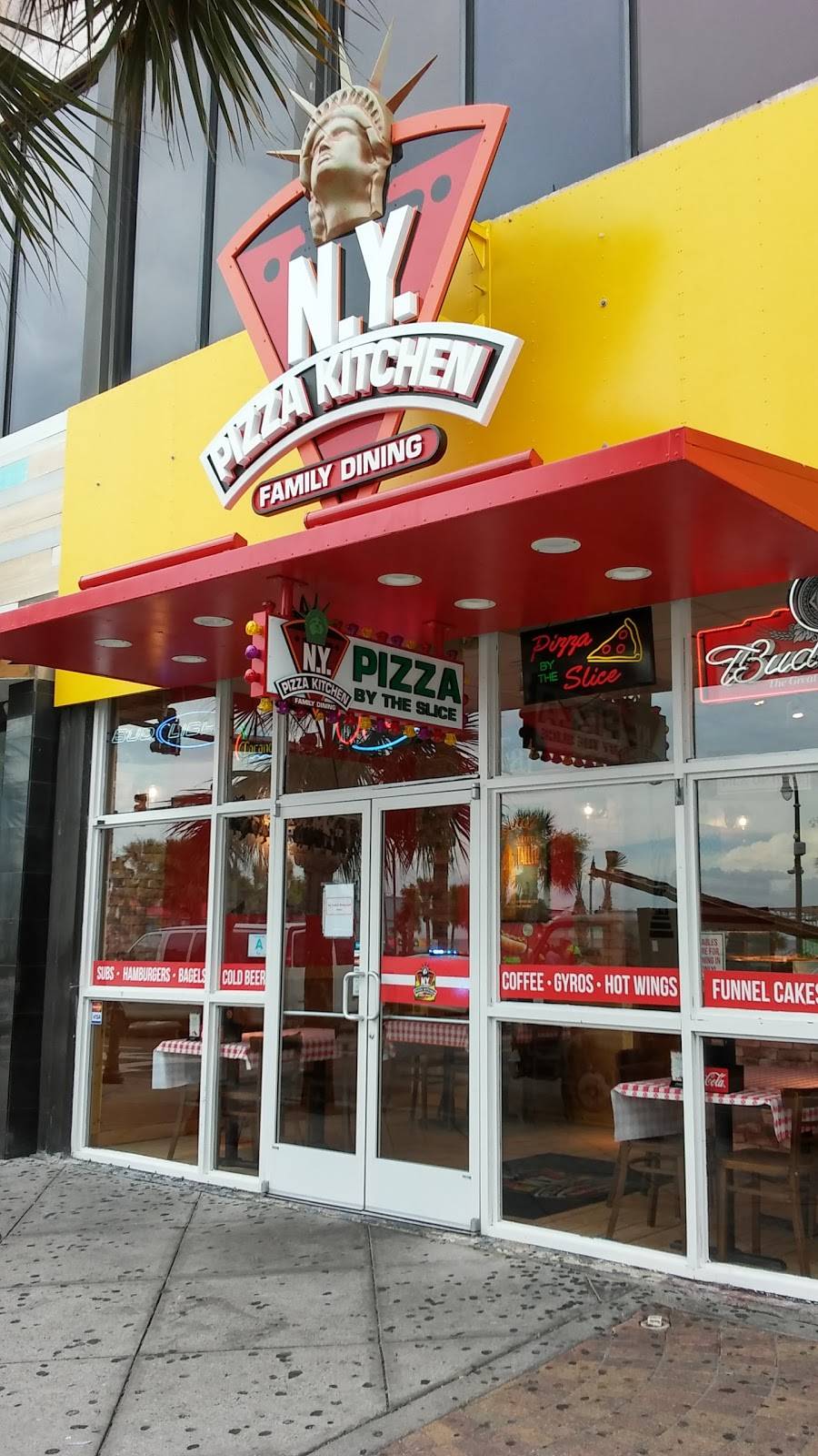 NY Pizza Kitchen Ocean Blvd | restaurant | 914 Ocean Blvd, Myrtle Beach, SC 29577, USA | 8432131769 OR +1 843-213-1769