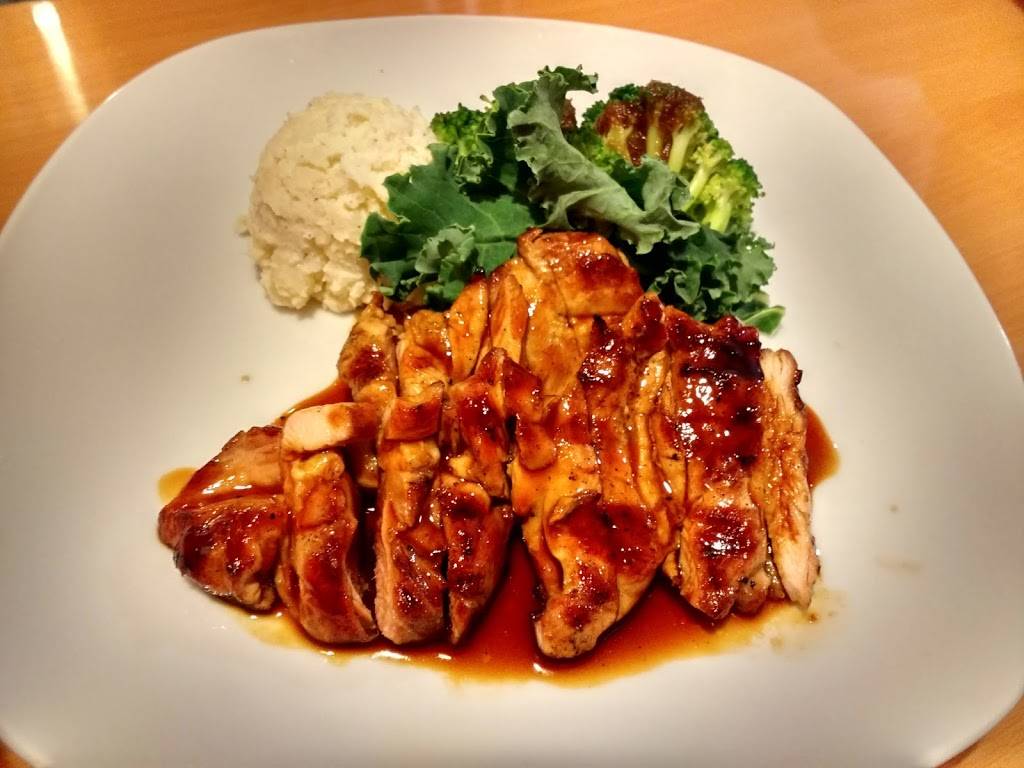 Sushitomi | restaurant | 8463 S John Young Pkwy, Orlando, FL 32819, USA | 4073528635 OR +1 407-352-8635