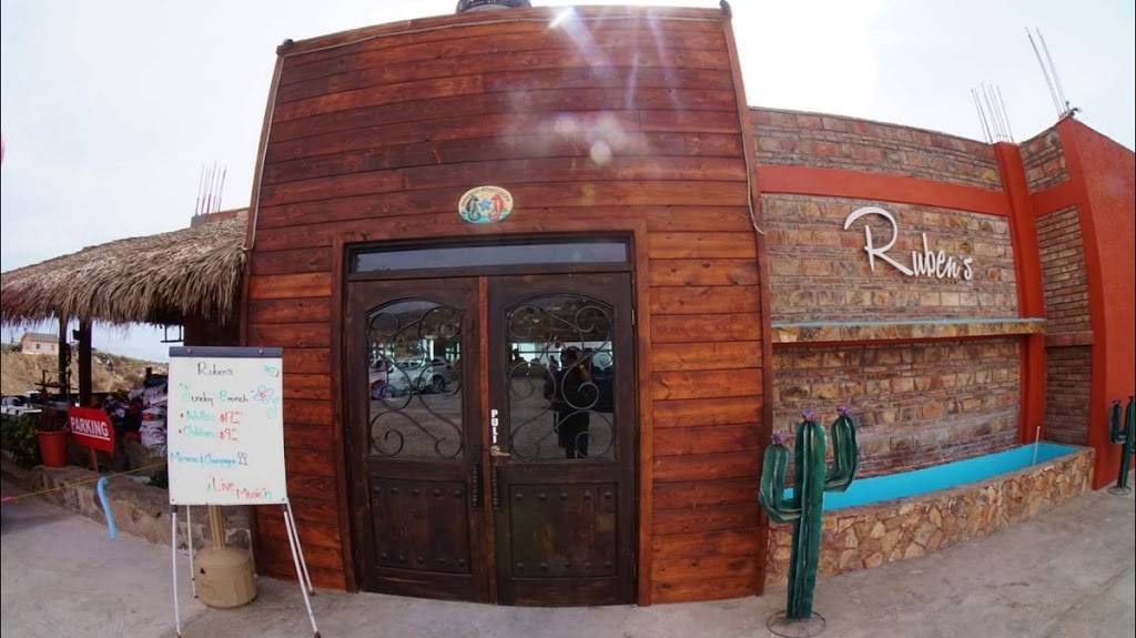 Rubens Restaurant | restaurant | Carretera Libre Tijuana-Ensenada km 43.5 Camino Vecinal El Pescador, 22711 Primo Tapia, B.C., Mexico | 016616132369 OR +52 661 613 2369