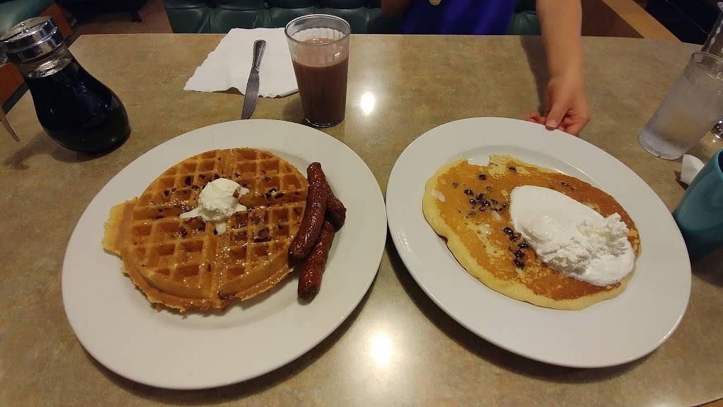 Travelers Inn Restaurant | restaurant | 511 Broadway St, Alexandria, MN 56308, USA | 3207634000 OR +1 320-763-4000