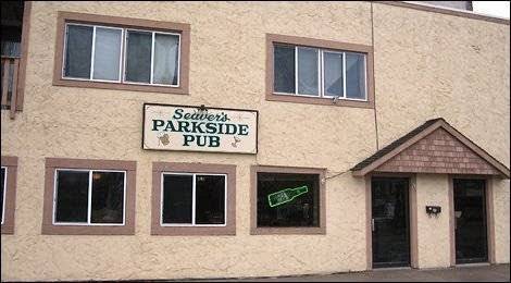 Seavers Parkside Pub | restaurant | 103 N 2nd St, Delavan, WI 53115, USA | 2627257557 OR +1 262-725-7557