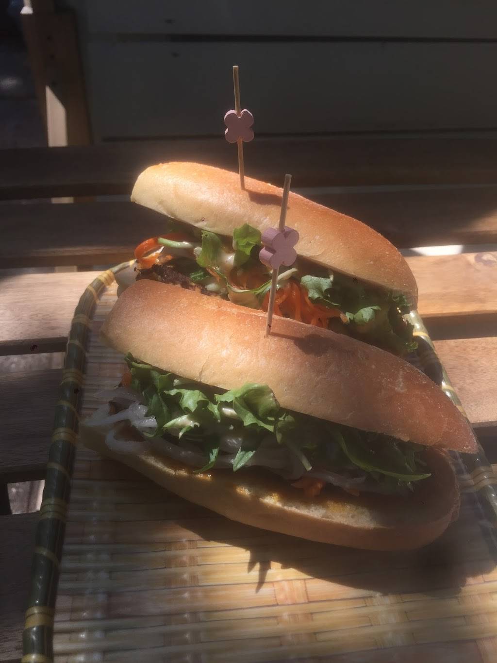 Stang Thai | restaurant | 3019 Fort Hamilton Pkwy, Brooklyn, NY 11218, USA | 7184366932 OR +1 718-436-6932