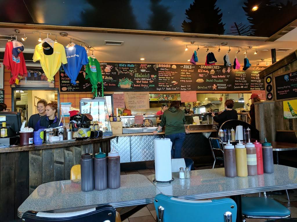 Sugarfire Smoke House | restaurant | 3150 Elm Point Industrial Dr, St Charles, MO 63301, USA | 6367247601 OR +1 636-724-7601