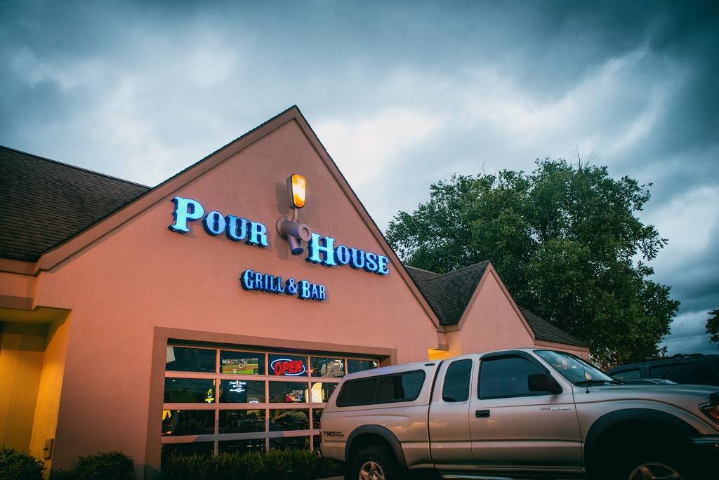 JBs Pour House | restaurant | 4770 Lebanon Pike, Hermitage, TN 37076, USA | 6157505925 OR +1 615-750-5925