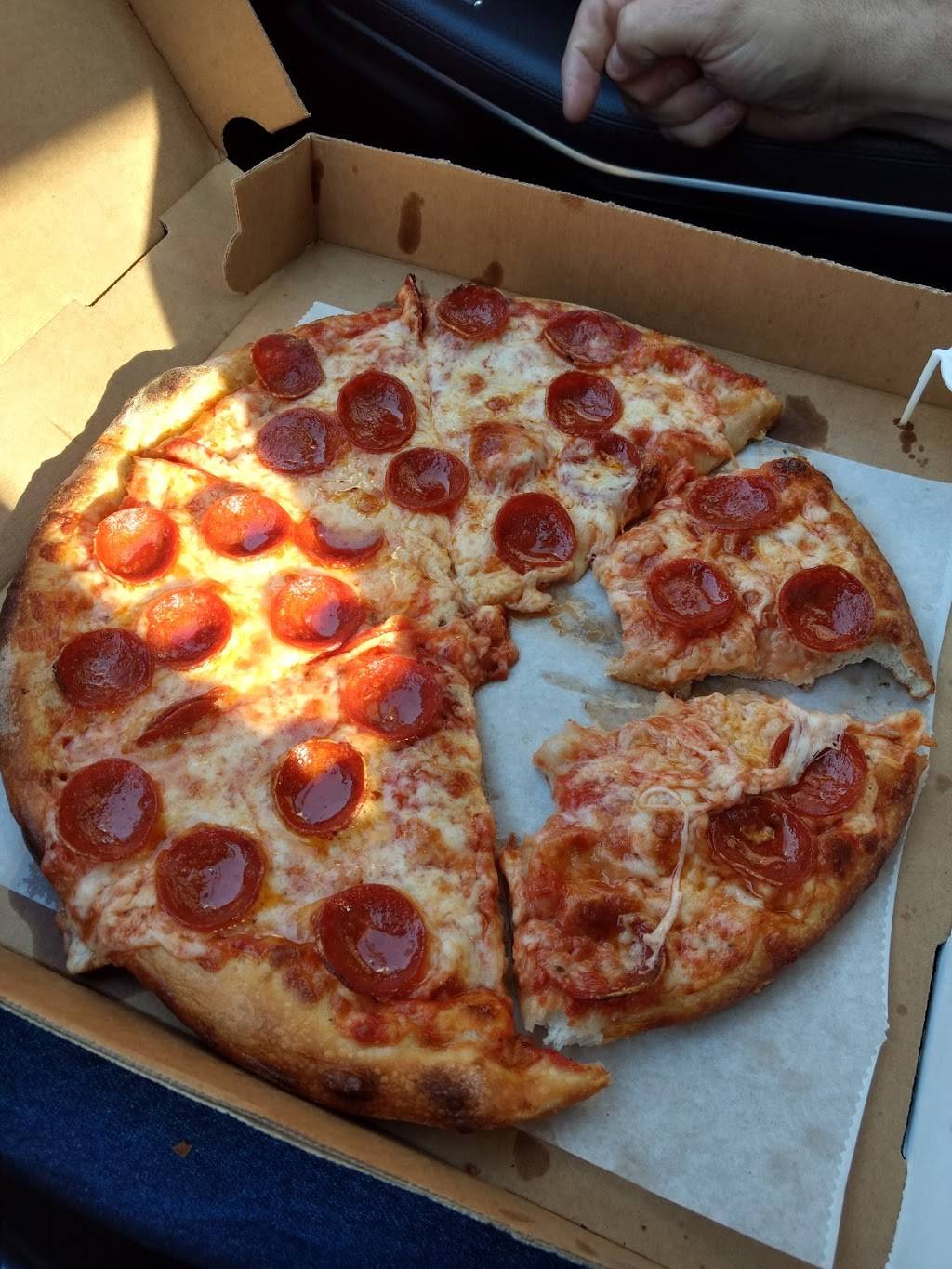 Fazios Pizza | restaurant | 4028 Penn Ave, Pittsburgh, PA 15224, USA | 4122515312 OR +1 412-251-5312