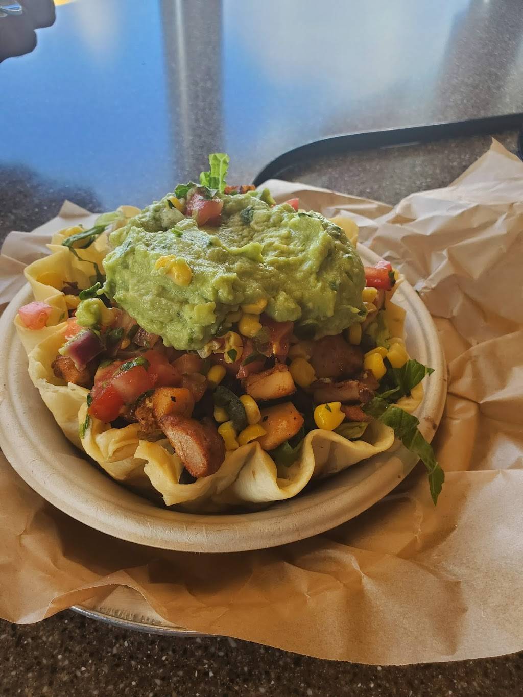 QDOBA Mexican Eats | restaurant | 1920 Dundas St Unit 100, London, ON N5V 3P1, Canada | 5196014111 OR +1 519-601-4111