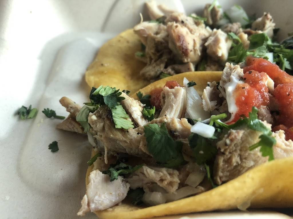 Serranos Mexican Grill | restaurant | 2514 E Tudor Rd, Anchorage, AK 99507, USA | 9075615611 OR +1 907-561-5611