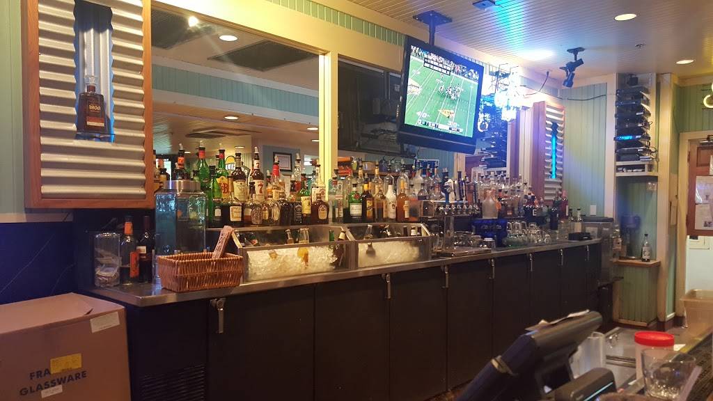 Chilis Grill & Bar | meal takeaway | 1580 Torrence Ave, Calumet City, IL 60409, USA | 7088626700 OR +1 708-862-6700