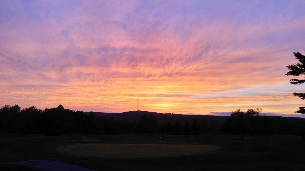 The Meadows Golf Club | restaurant | 495 Huntington Hill Rd, Litchfield, ME 04350, USA | 2072683000 OR +1 207-268-3000