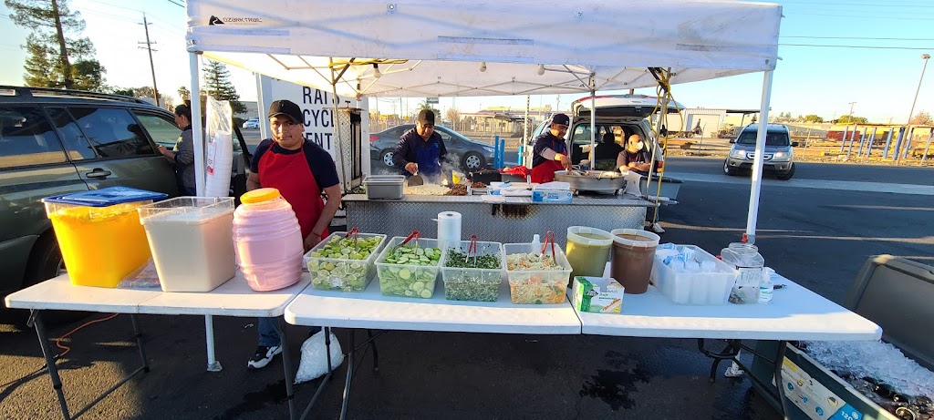 Tacos los poblanos | restaurant | 7891 E Stockton Blvd, Sacramento, CA 95823, USA | 9168969014 OR +1 916-896-9014