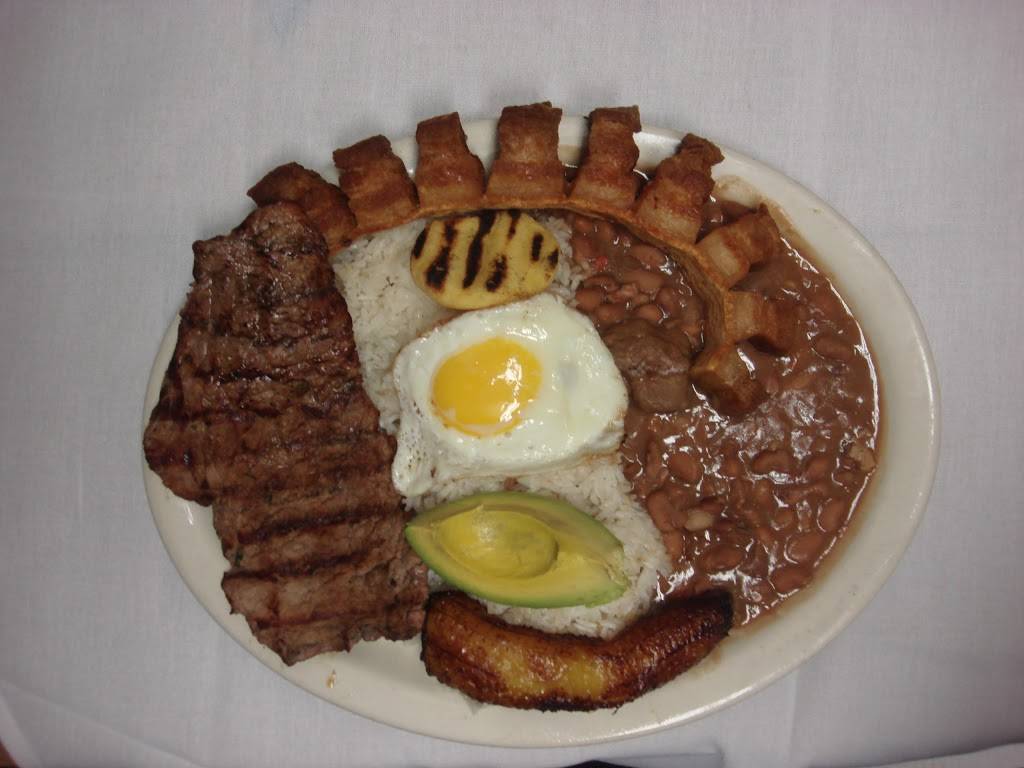 La Finca Restaurant Corporation | restaurant | 170 Broadway, Hicksville, NY 11801, USA | 5169350951 OR +1 516-935-0951