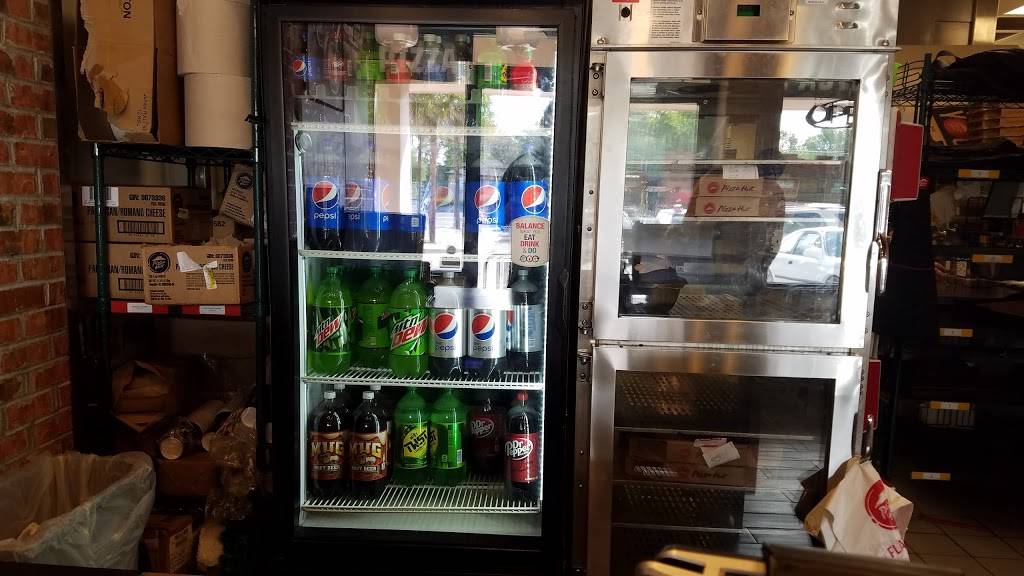 Pizza Hut | restaurant | 2475 Blanding Blvd Ste 5, Middleburg, FL 32068, USA | 9042820909 OR +1 904-282-0909