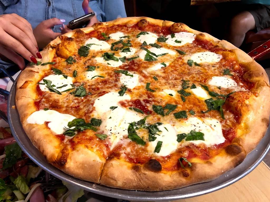 Fortunatos Italian Pizzeria | restaurant | 7700 Starkey Rd, Seminole, FL 33777, USA | 7273934500 OR +1 727-393-4500