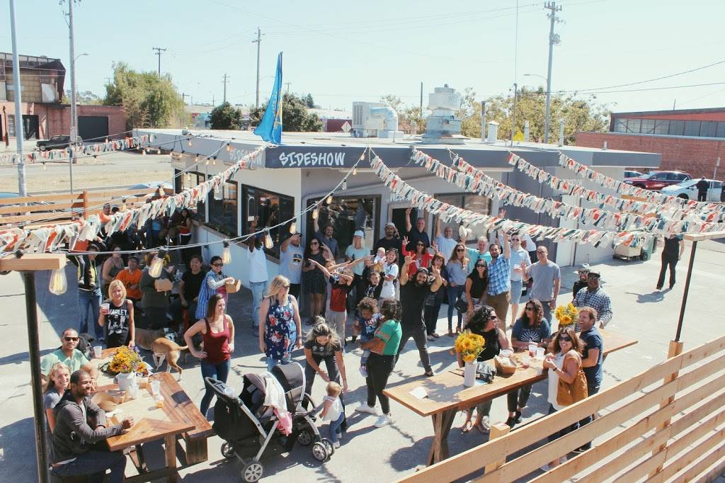 Sideshow Kitchen | restaurant | 942 Stanford Ave, Oakland, CA 94608, USA | 5108087519 OR +1 510-808-7519