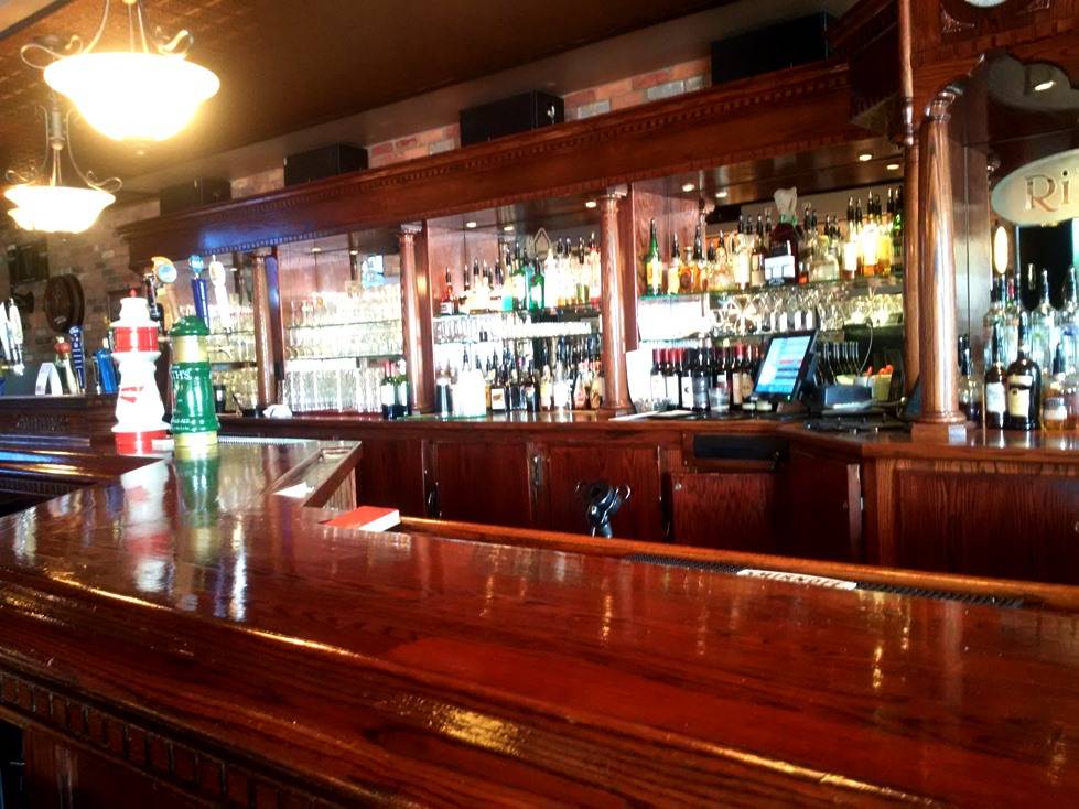 Rileys Pub | restaurant | 251 George St N, Peterborough, ON K9J 3G9, Canada | 7057500375 OR +1 705-750-0375