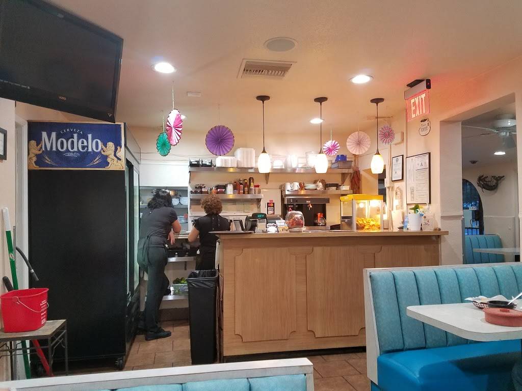 La Playita Restaurant | restaurant | 2238 N Pecos Rd, Las Vegas, NV 89115, USA | 7024594169 OR +1 702-459-4169