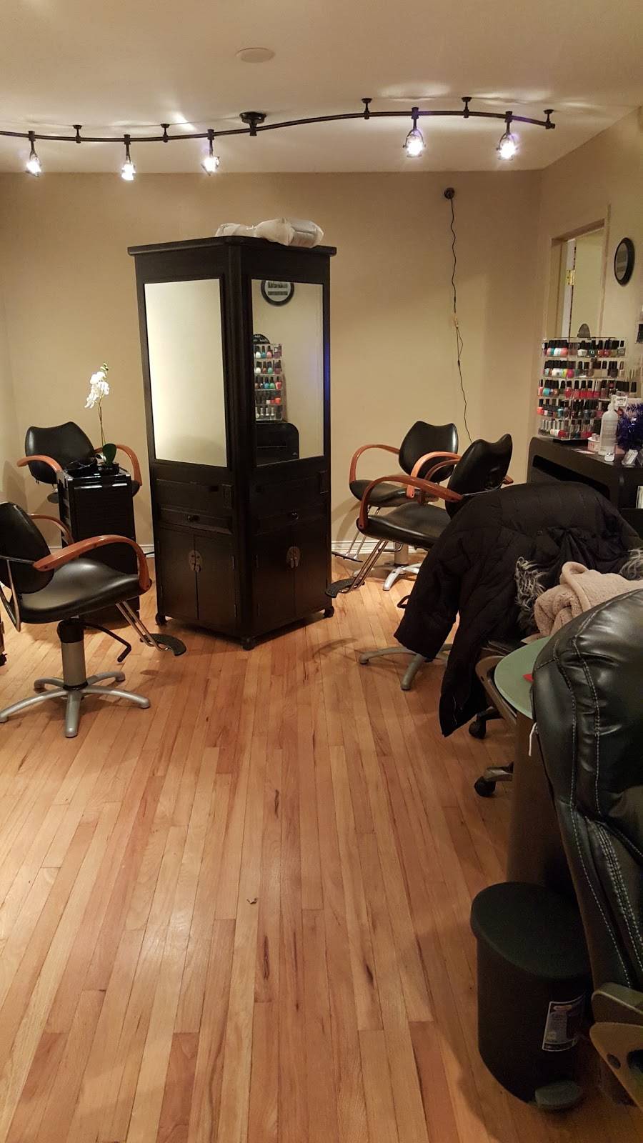 Radiant FX Salon & Day Spa | restaurant | 3808 1st Ave NE, Cedar Rapids, IA 52402, USA | 3195315985 OR +1 319-531-5985