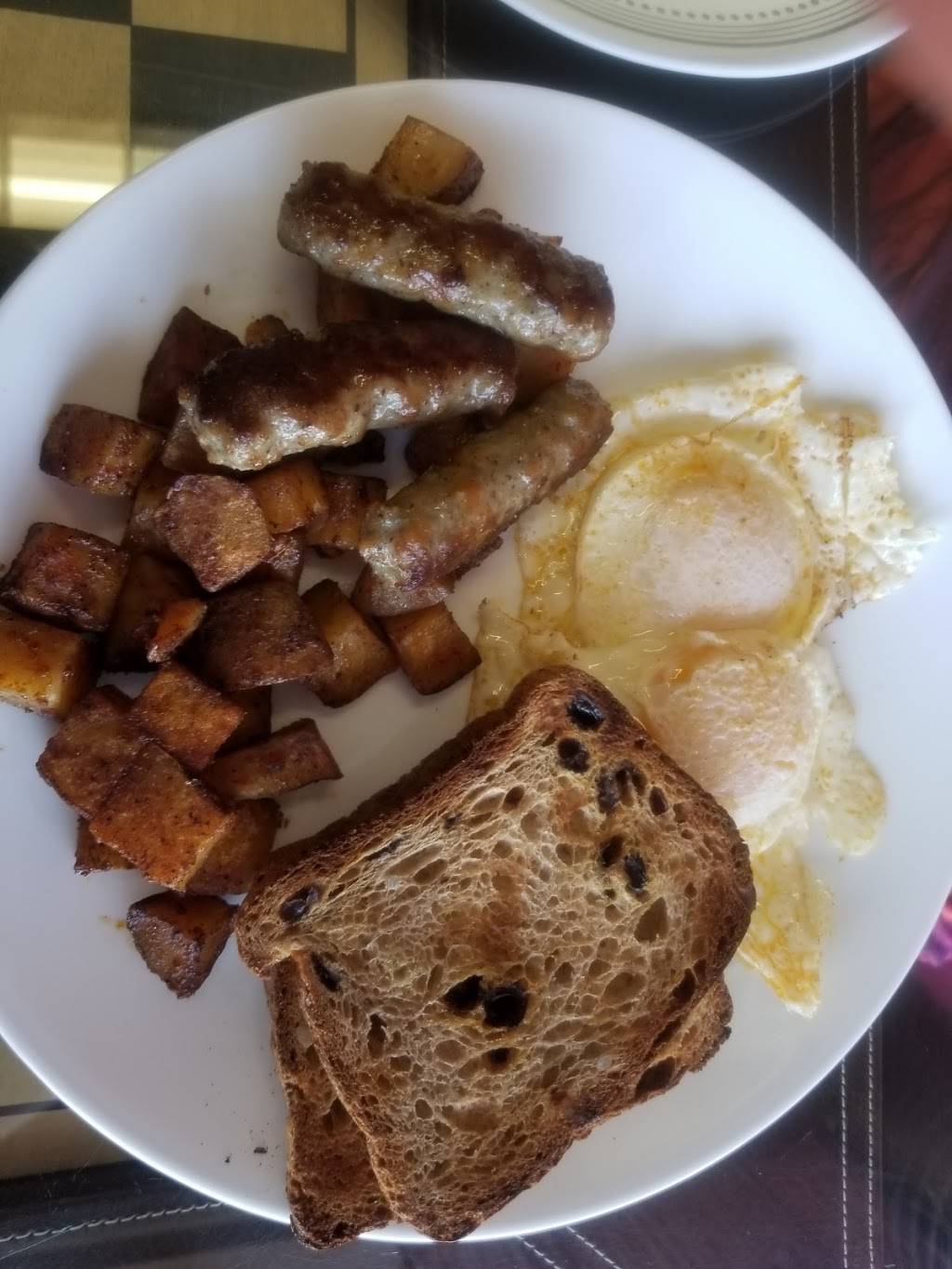 The Purple Rooster Cafe | restaurant | 105 South St, Plainville, MA 02762, USA | 5083161550 OR +1 508-316-1550