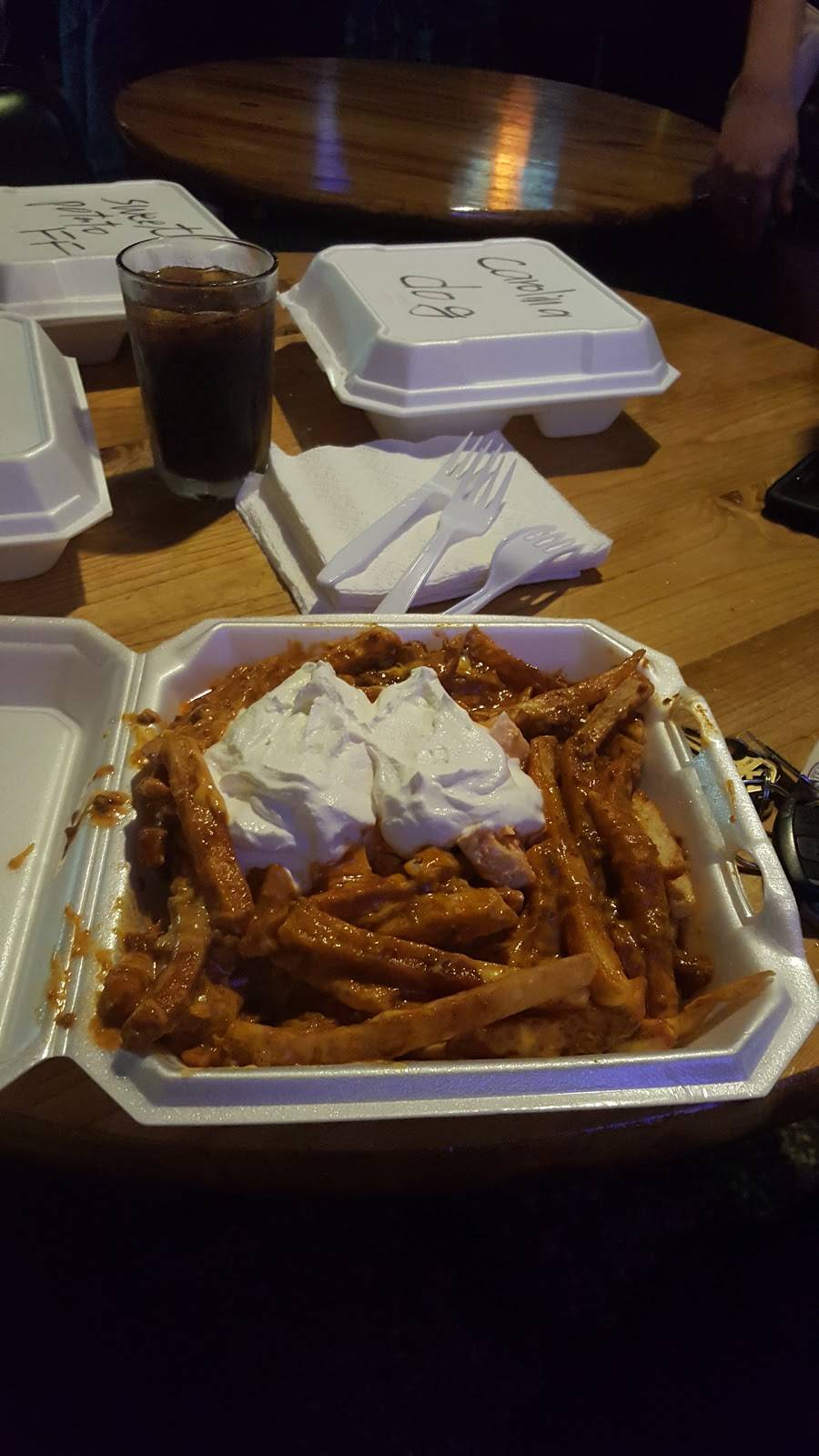 B S Jones Pub & Grill | restaurant | 2926 Fort Bragg Rd, Fayetteville, NC 28303, USA | 9103217600 OR +1 910-321-7600