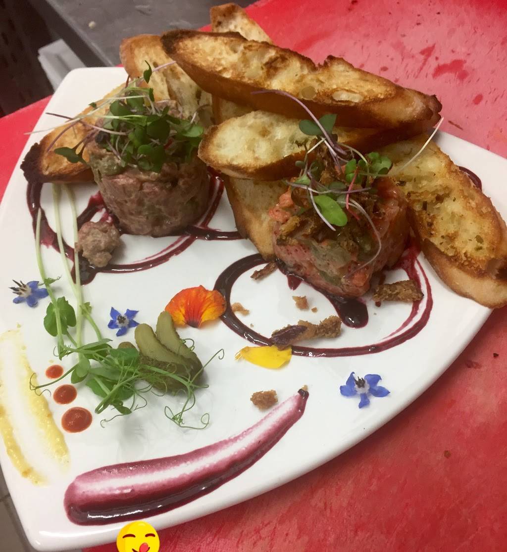 Brasa Grill | restaurant | 210 Rue Brock, Drummondville, QC J2C 1M3, Canada | 8198503338 OR +1 819-850-3338