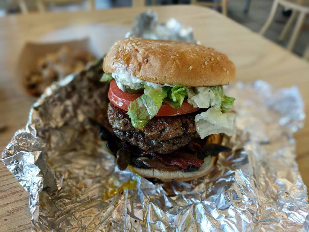 Five Guys | meal takeaway | 9257 Laguna Springs Dr, Elk Grove, CA 95758, USA | 9164789616 OR +1 916-478-9616