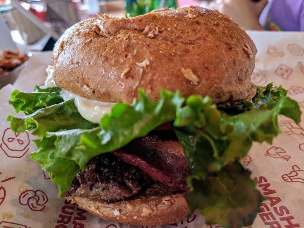 Smashburger | restaurant | 1425 E Renner Rd, Richardson, TX 75082, USA | 2146461297 OR +1 214-646-1297