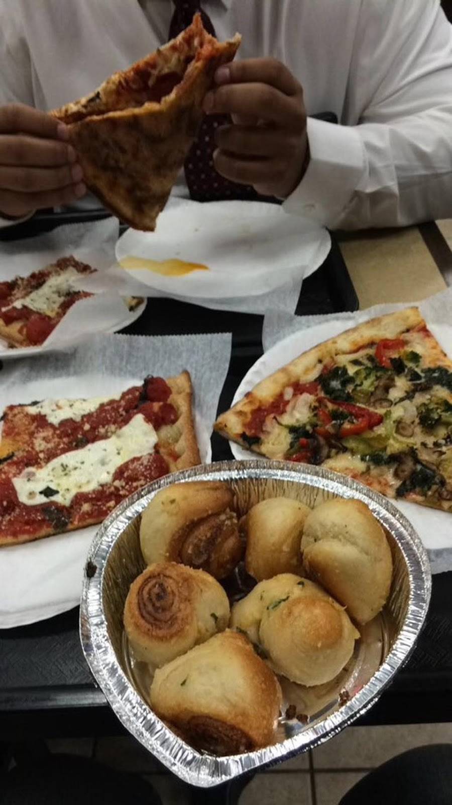 Planet Pizza Fairfield | restaurant | 733 Post Rd, Fairfield, CT 06824, USA | 2032543000 OR +1 203-254-3000