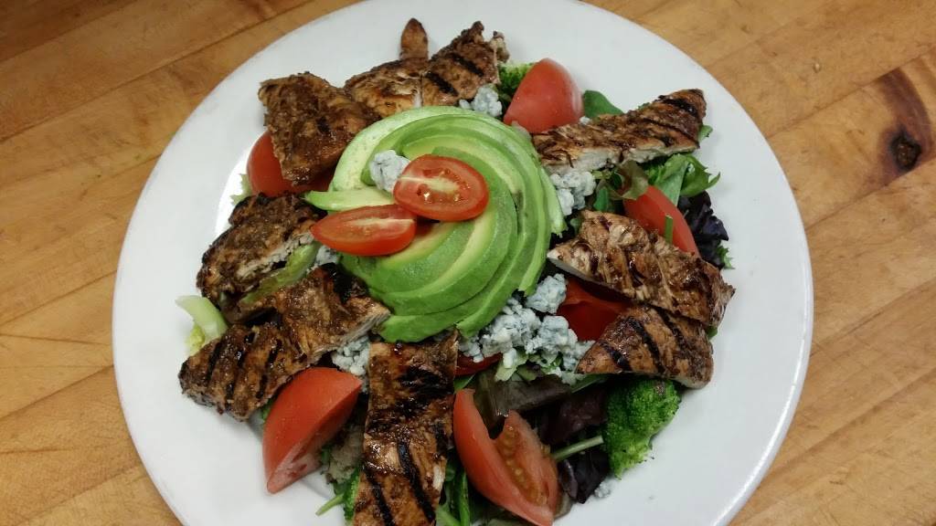 Francesco’s | restaurant | 209 Walt Whitman Rd, Huntington Station, NY 11746, USA | 6312713234 OR +1 631-271-3234