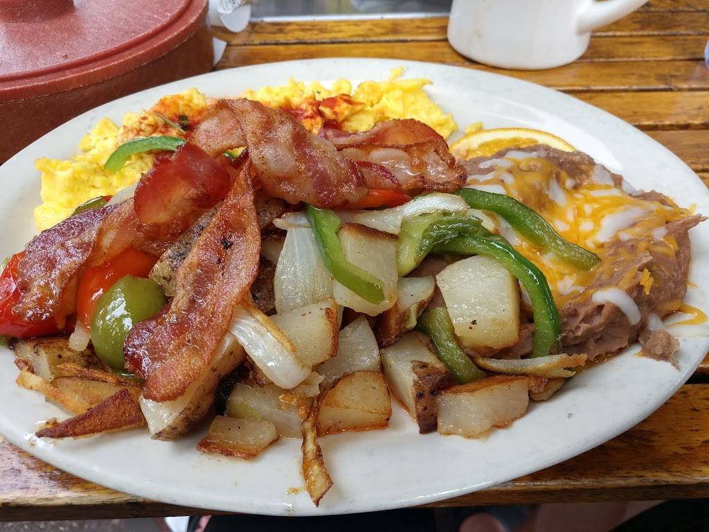 Washington Square Bar & Grill | restaurant | 4736 Washington Ave, White Bear Lake, MN 55110, USA | 6514077162 OR +1 651-407-7162