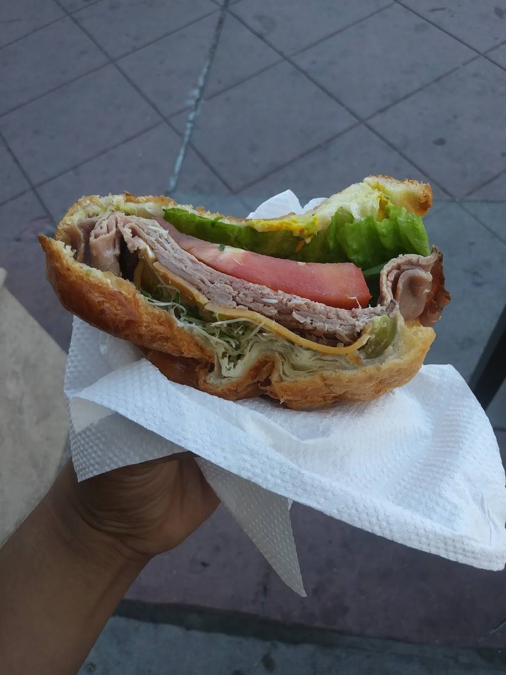 5th Ave Bagelry | bakery | 247 Pine Ave, Long Beach, CA 90802, USA | 5624996889 OR +1 562-499-6889