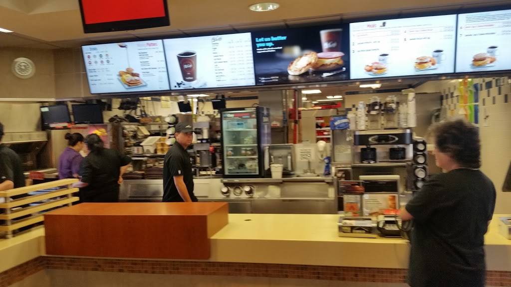 McDonalds | cafe | 5085 N Federal Blvd, Denver, CO 80221, USA | 3034770655 OR +1 303-477-0655