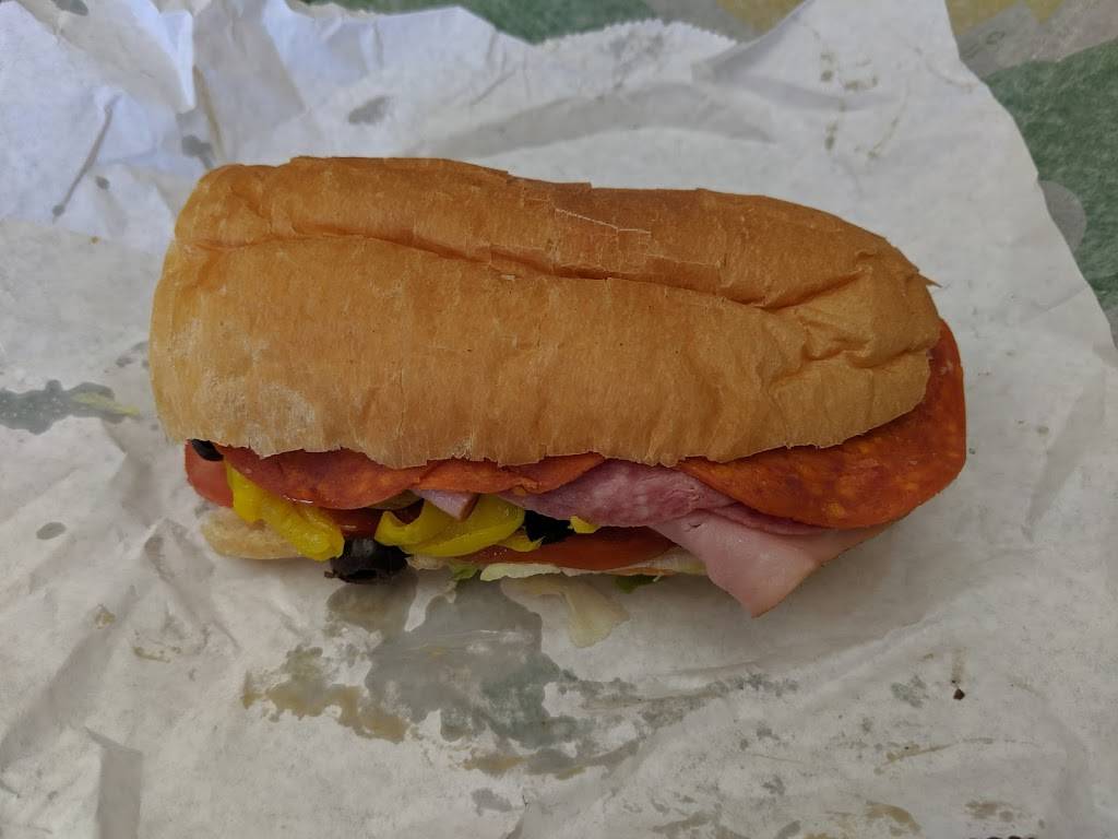 Subway | restaurant | 66 South Highway 400, Dawsonville, GA 30534, USA | 7063802559 OR +1 706-380-2559