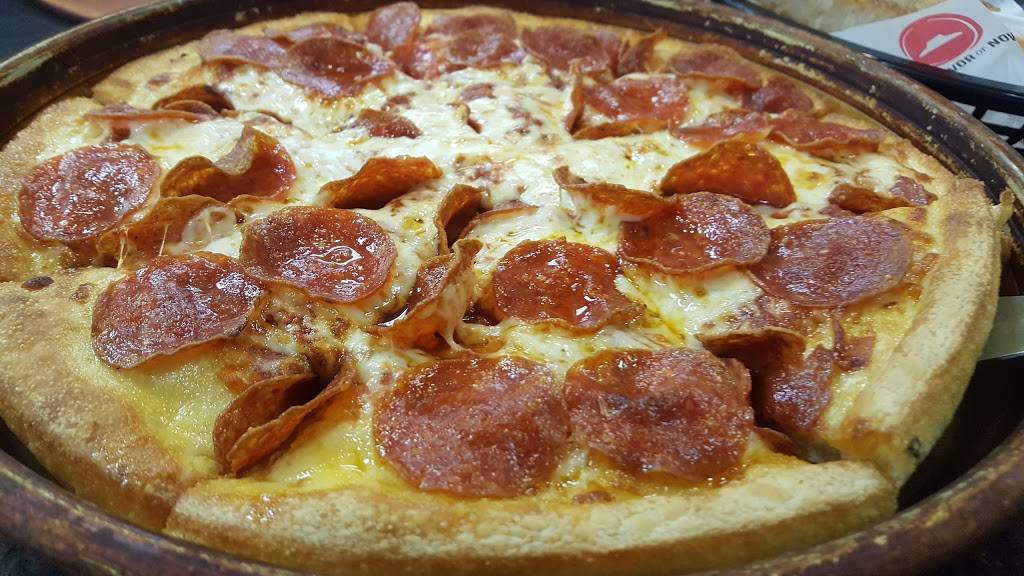 Pizza Hut | restaurant | 603 3rd St, St Albans, WV 25177, USA | 3047272400 OR +1 304-727-2400