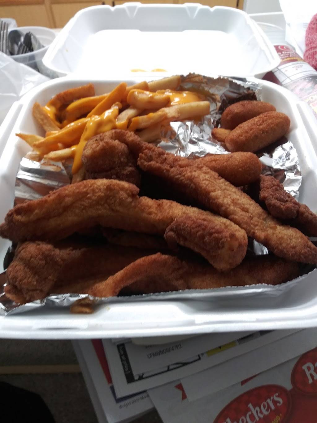 Queens Way Soul Cafe | restaurant | 1144 Big Bethel Rd, Hampton, VA 23666, USA | 7572247669 OR +1 757-224-7669